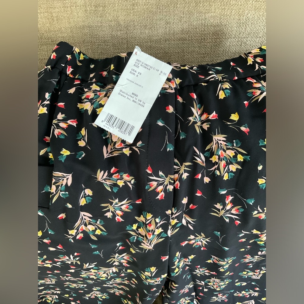 Mango NWT spring cropped pants